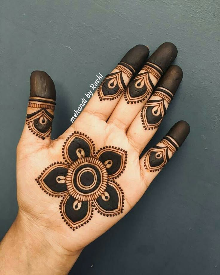 simple mehndi design
