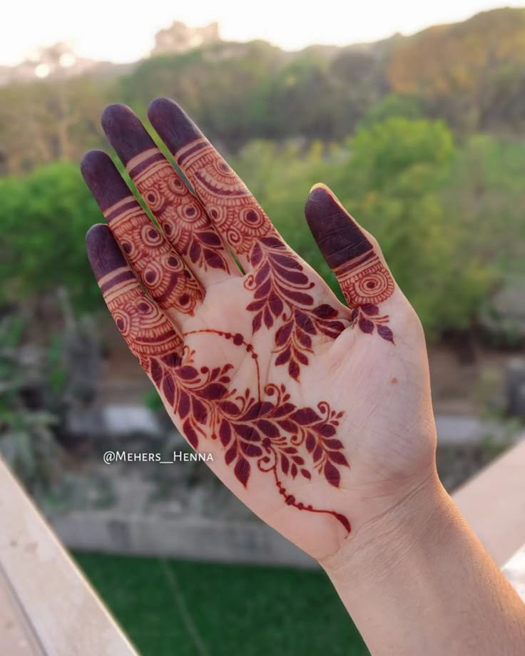 simple mehndi design