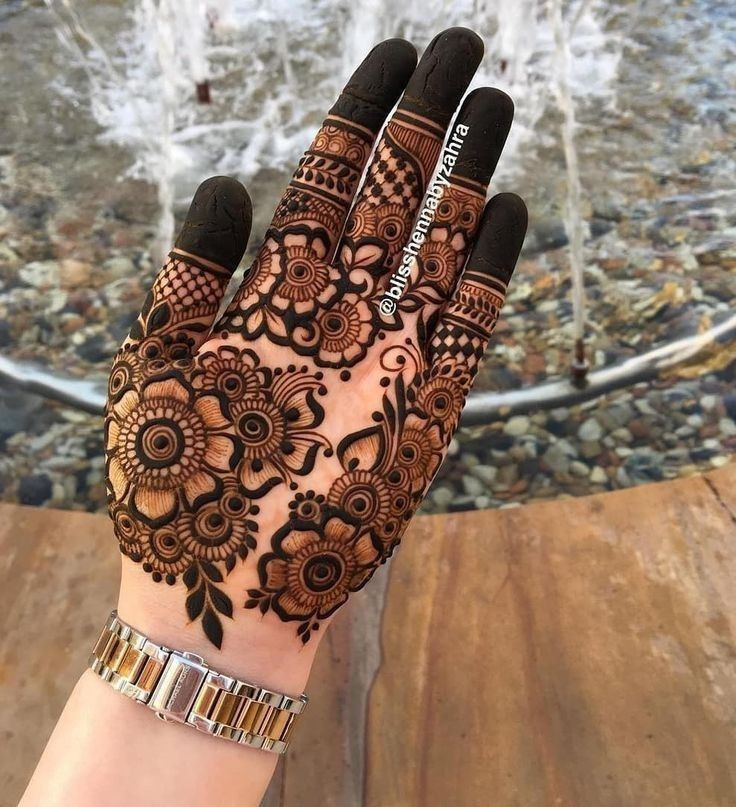 simple mehndi design