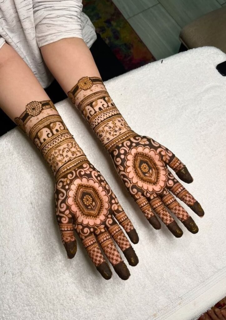 Simple Mehndi Designs