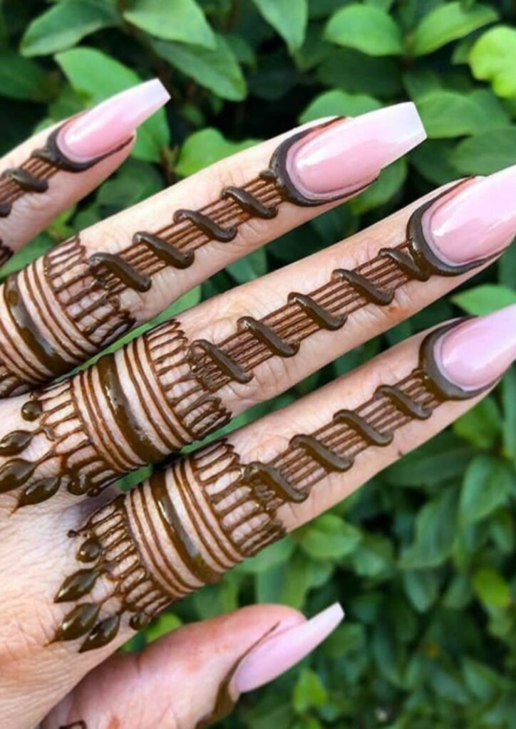 Finger Mehndi Design