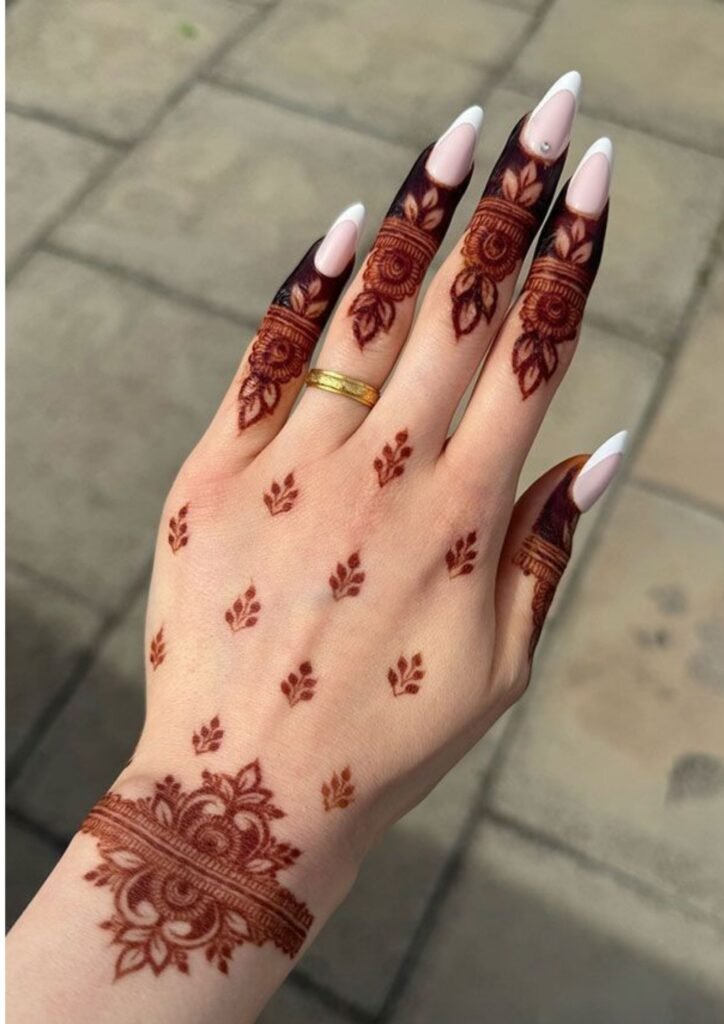 Stylish Simple Mehndi Design