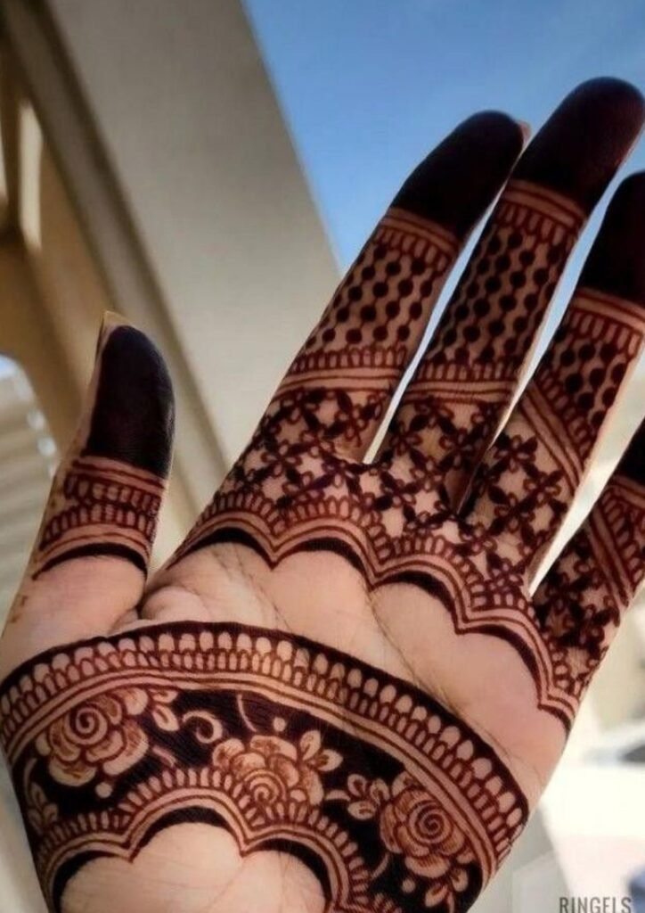 Finger Mehndi Design