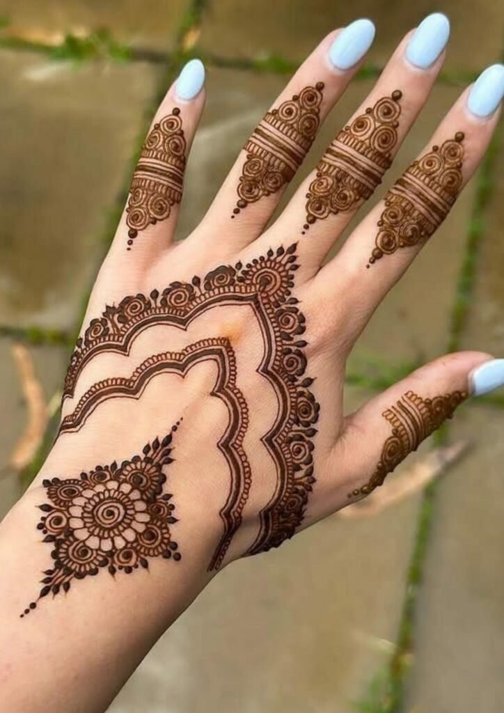 back hand mehndi design