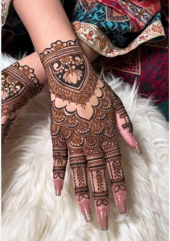Simple Mehndi Designs