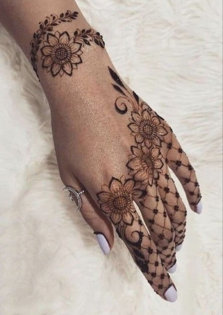 Henna New Mehndi Design