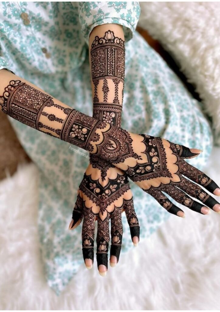 Stylish Simple Mehndi Design