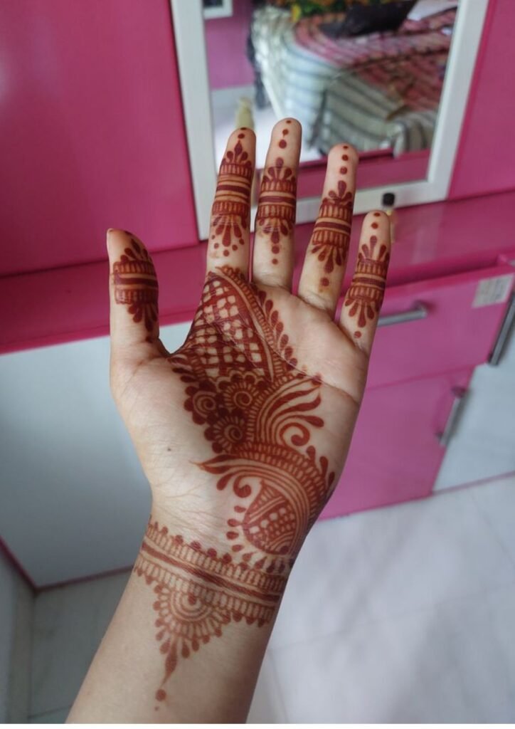 Simple Mehndi Designs for Kids