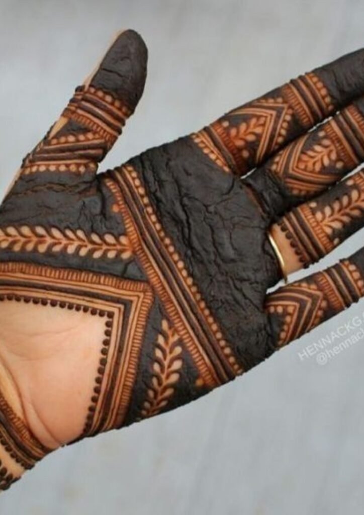 Finger Mehndi Design