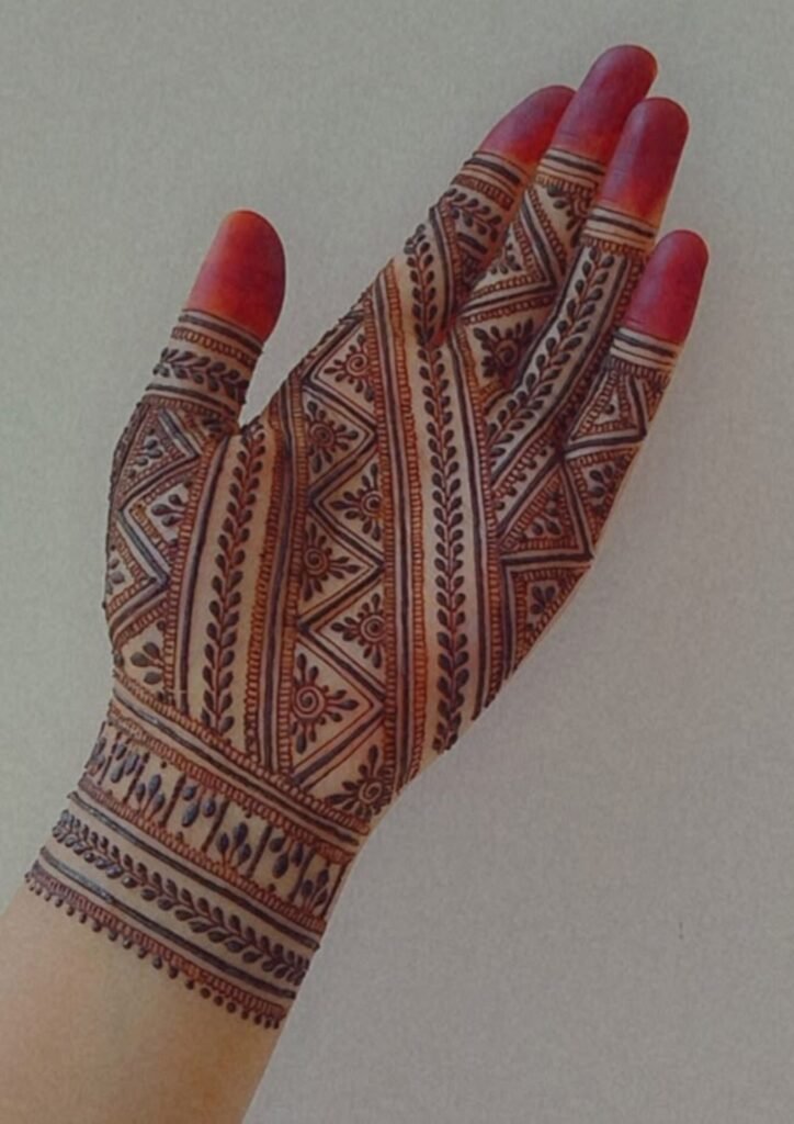 Simple Mehndi Designs for Kids