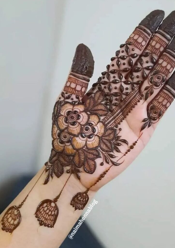 mehndi design front hand