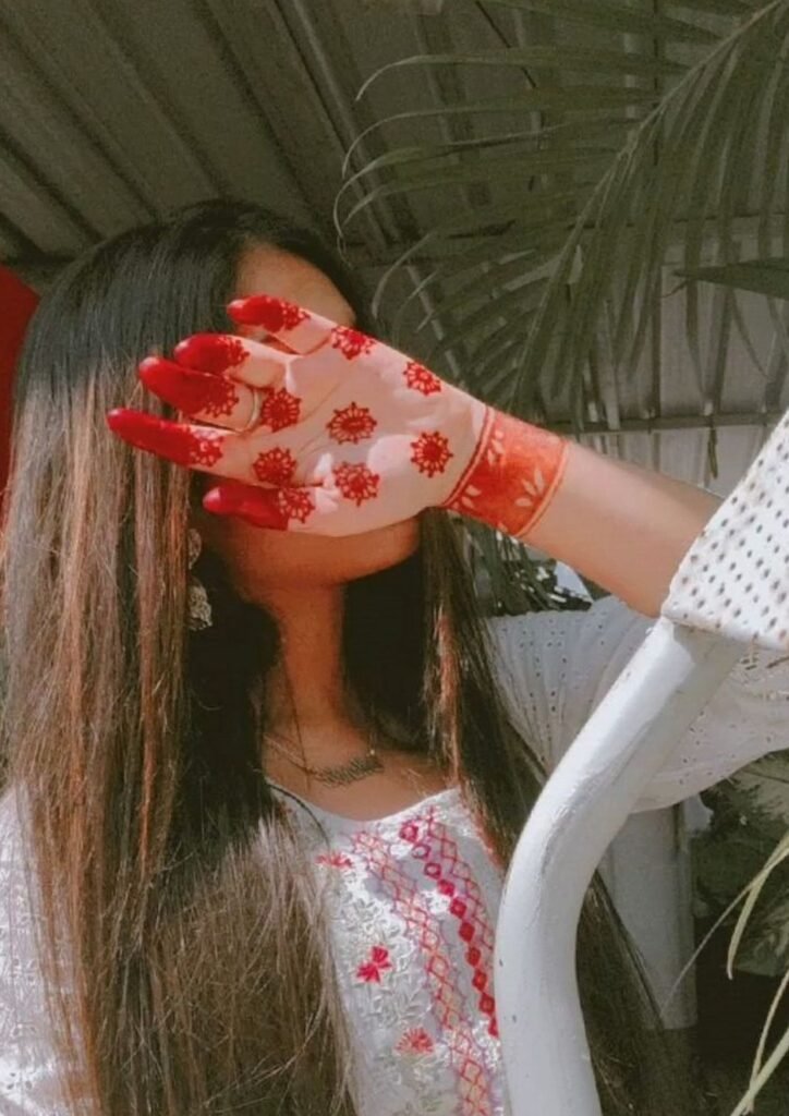 Simple Mehndi Designs for Kids