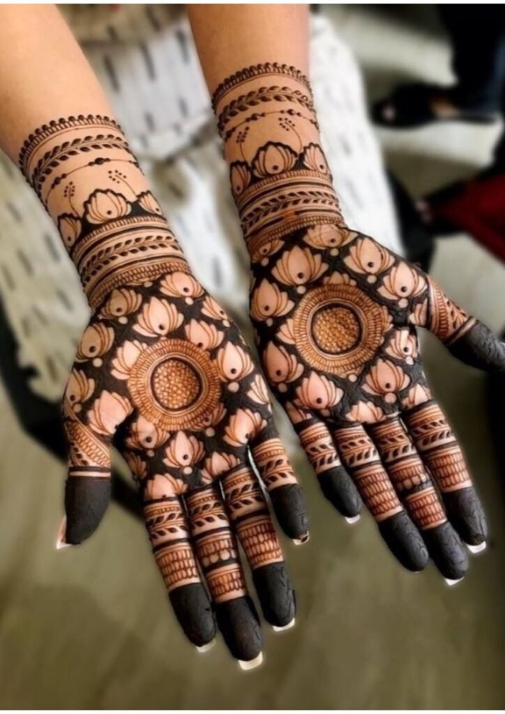 Stylish Simple Mehndi Design