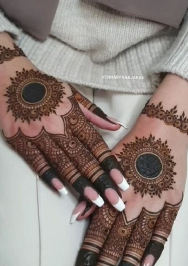 Simple Mehndi Designs for Kids