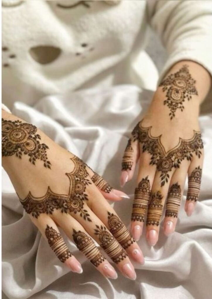 Stylish Simple Mehndi Design