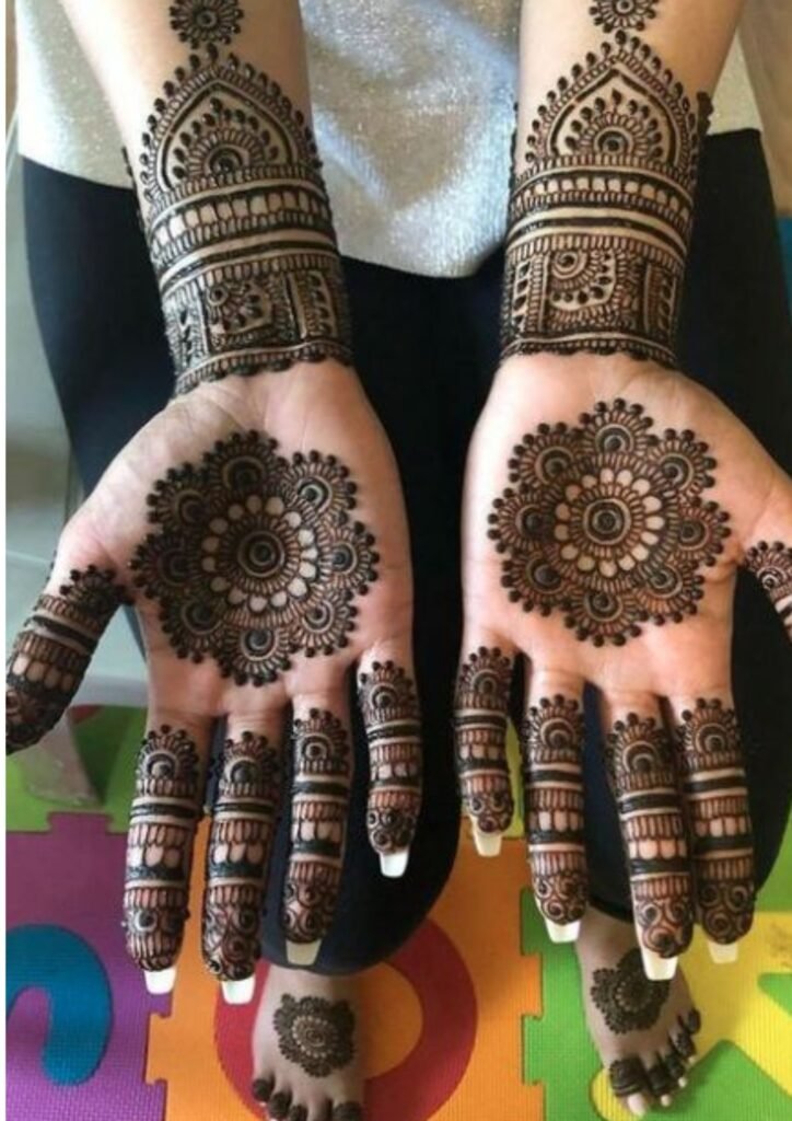 mehndi design front hand
