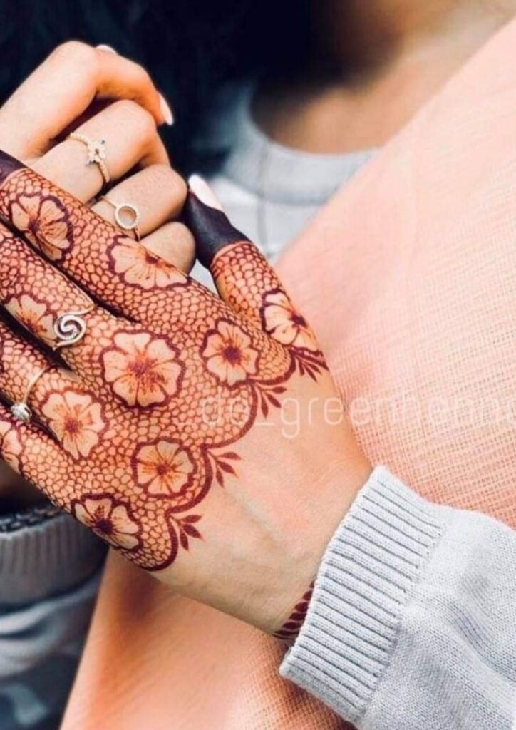 Finger Mehndi Design