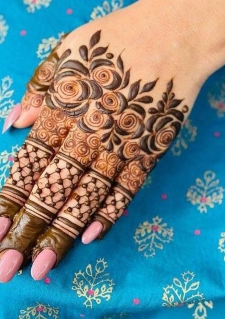 Finger Mehndi Design