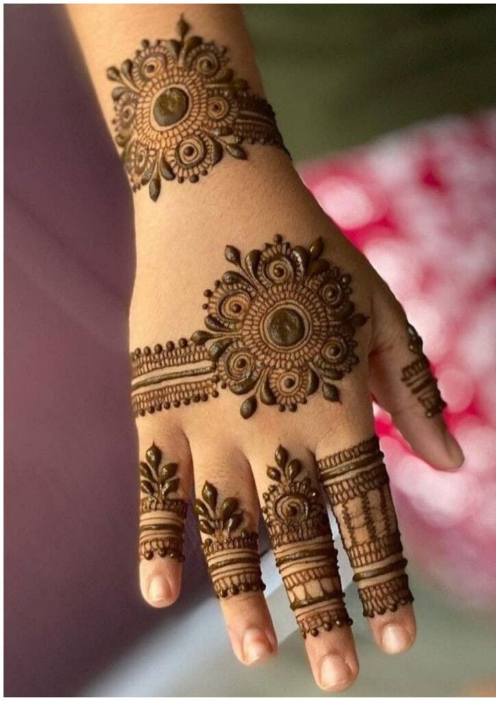 Stylish Simple Mehndi Design