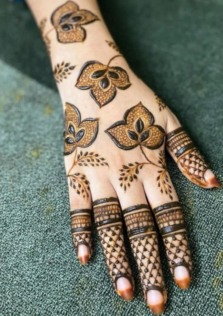 Henna New Mehndi Design