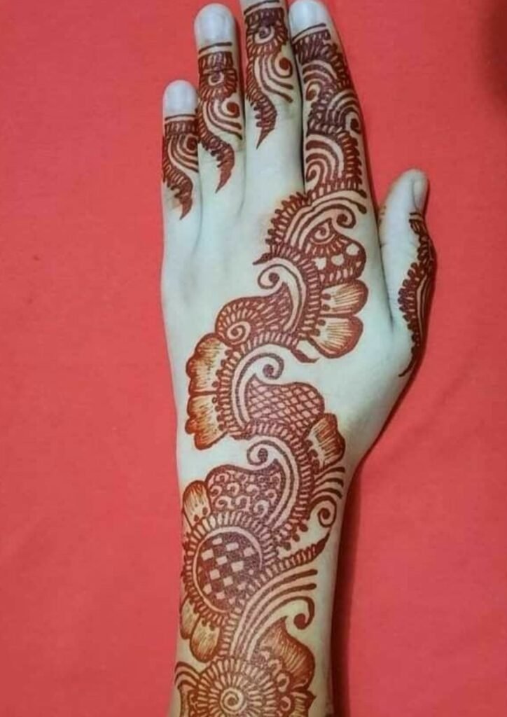 Simple Mehndi Designs for Kids