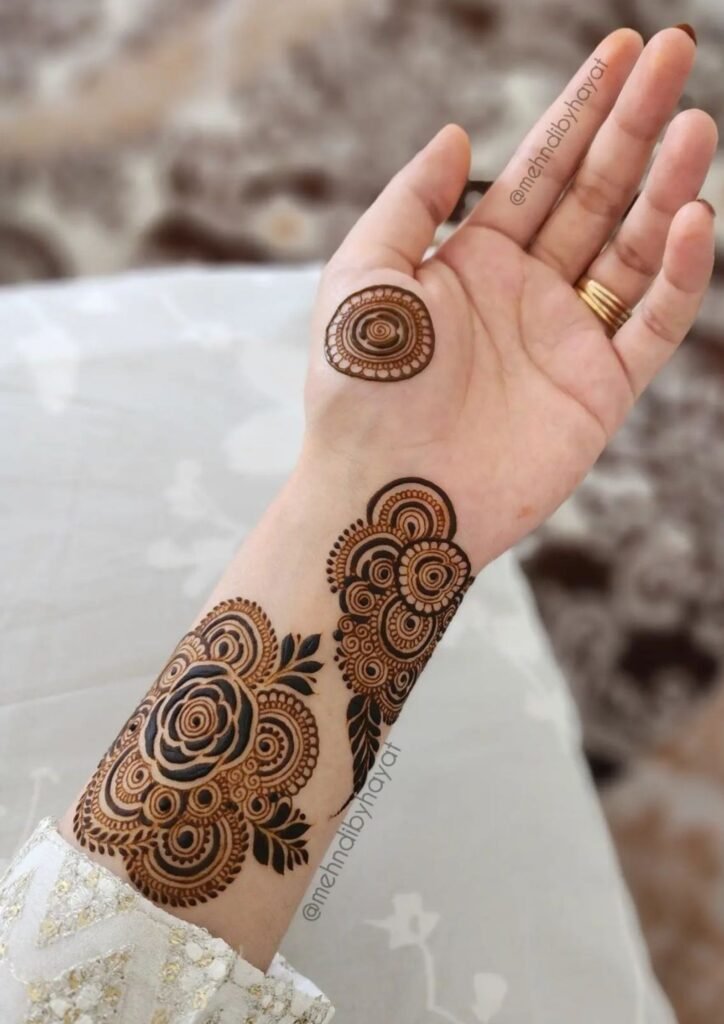 mehndi design front hand