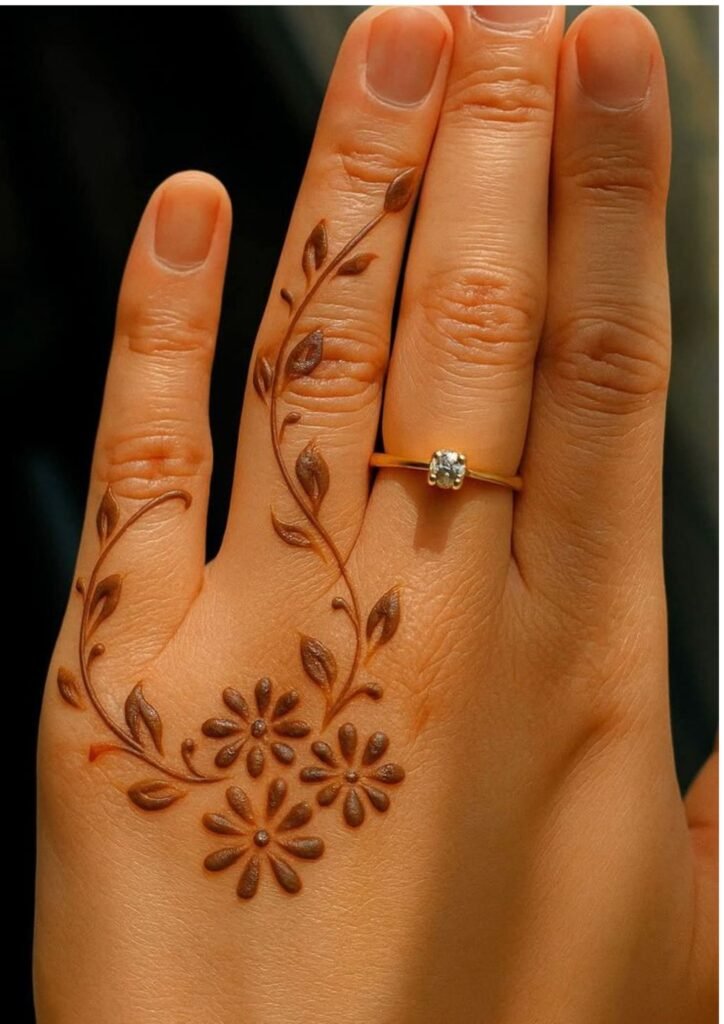 Stylish Simple Mehndi Design