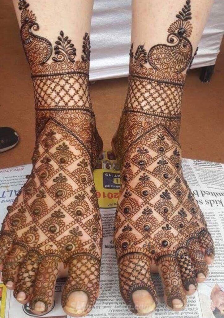 Stylish Full Hand Mehndi Design
