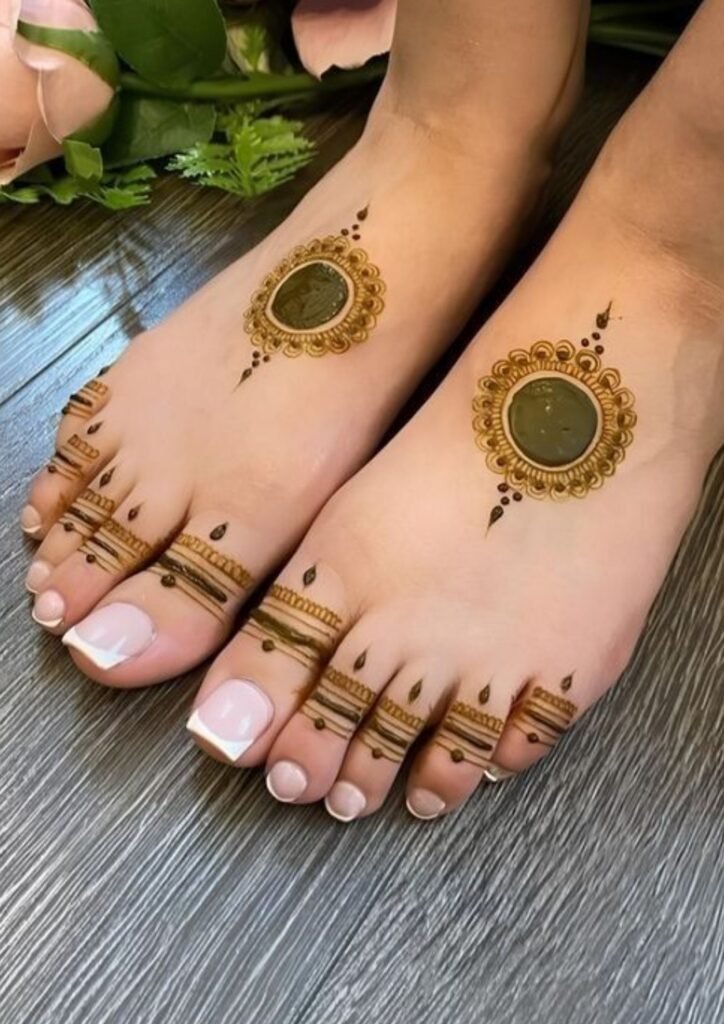 Back Hand Mehndi Design