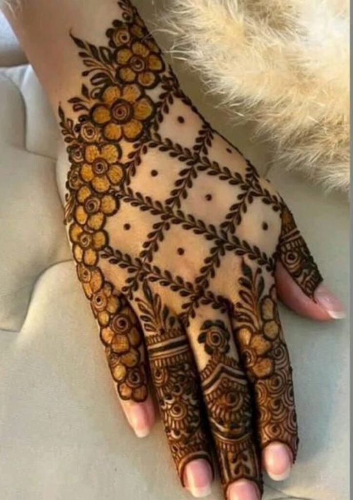 Simple Mehndi Designs for Kids