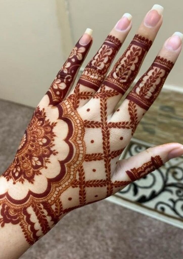 Simple Mehndi Designs for Kids