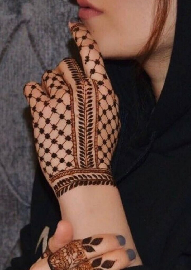 Finger Mehndi Design