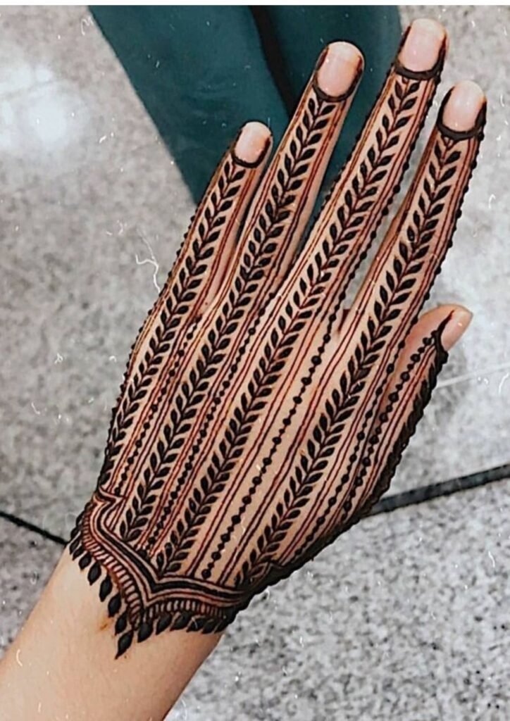Finger Mehndi Design