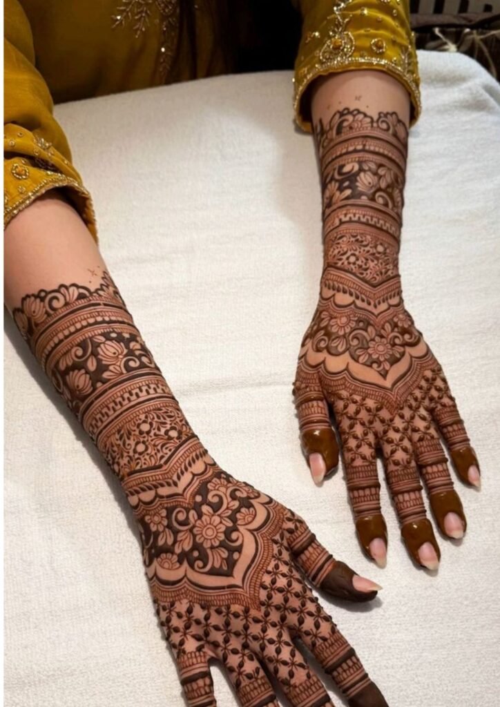 mehndi design front hand