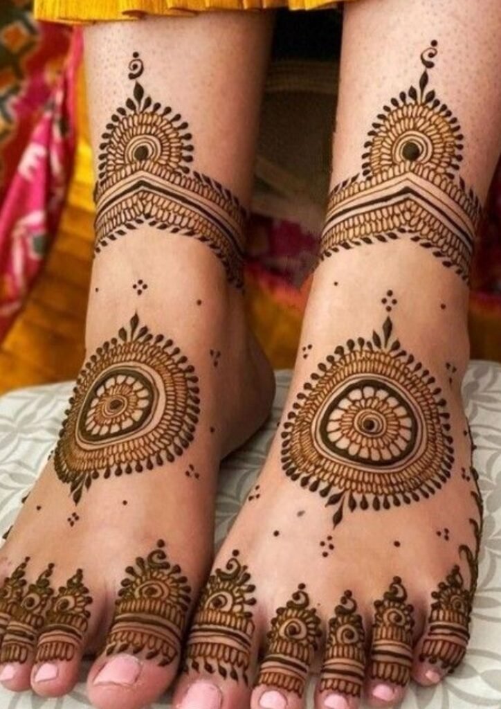 Simple Mehndi Designs for Kids