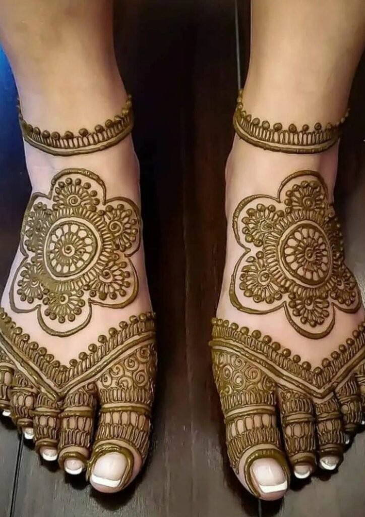 Simple Mehndi Designs for Kids