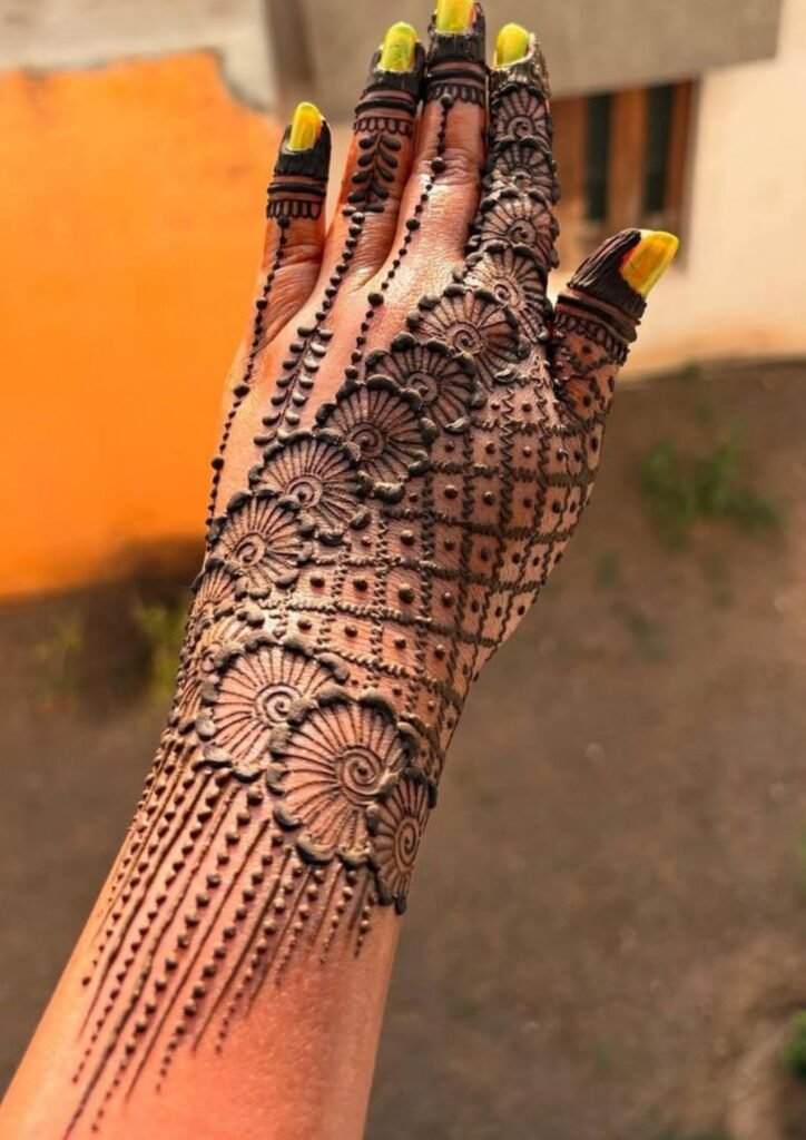 Front Hand Mehndi Design