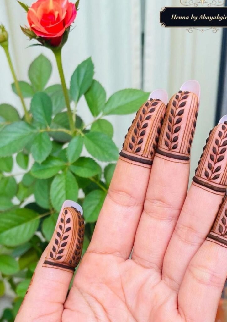Finger Mehndi Design