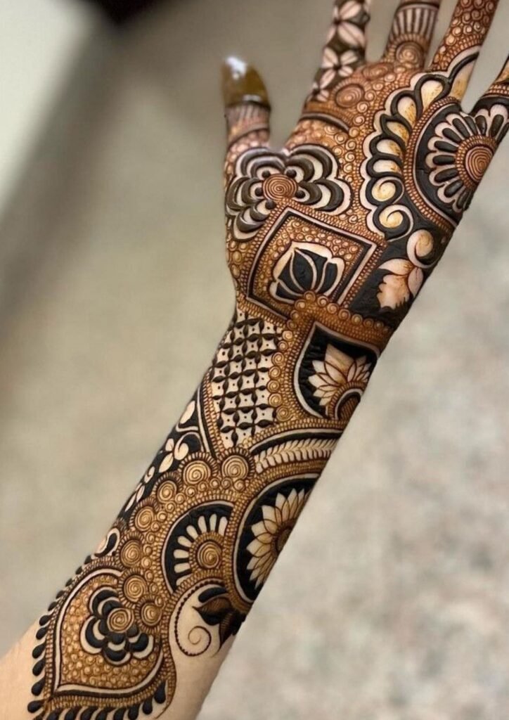 Simple Mehndi Designs