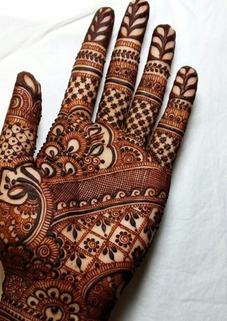 Simple Mehndi Designs for Kids