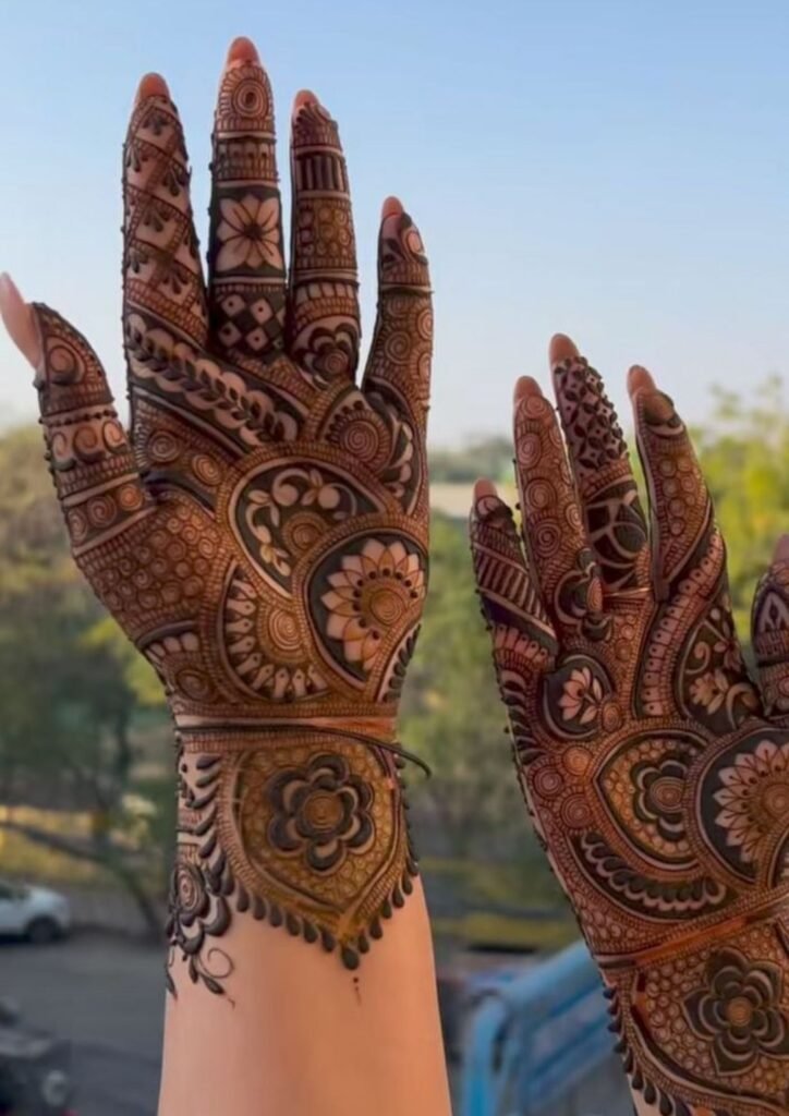 Simple Mehndi Designs for Kids