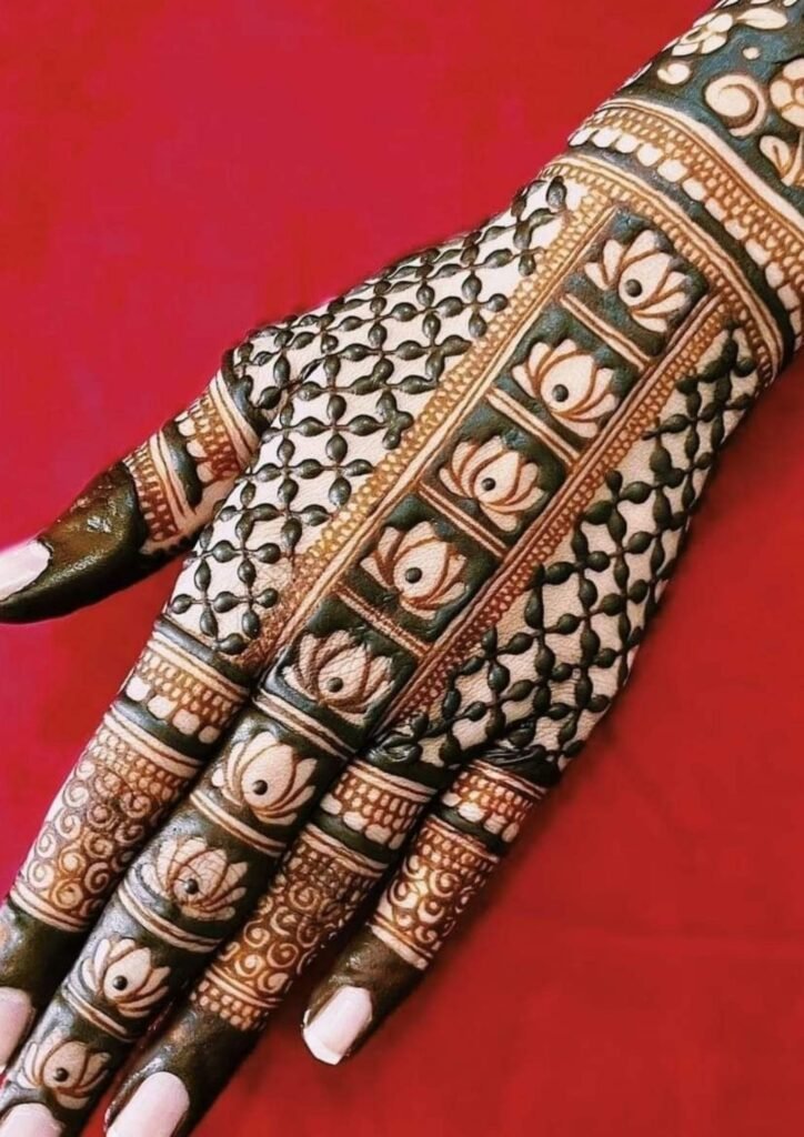 Simple Mehndi Designs