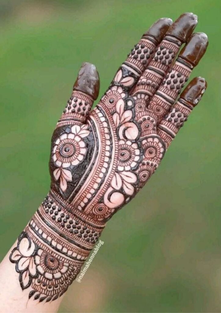 Stylish Simple Mehndi Design