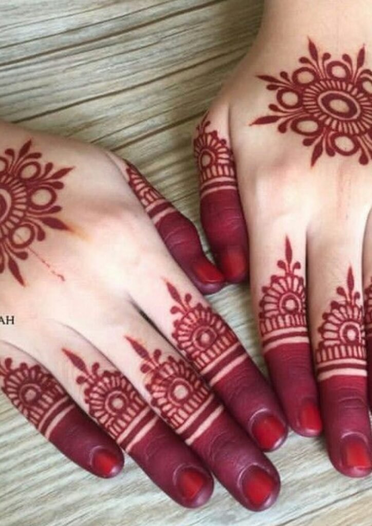 back hand mehndi design