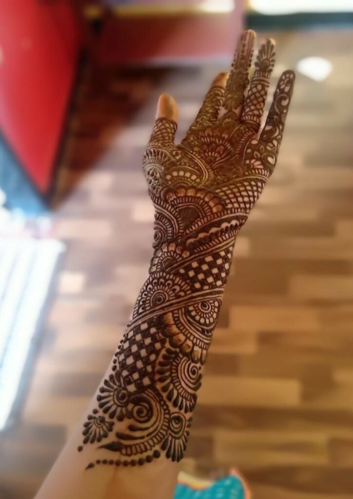 Mehndi Design Back Hand 