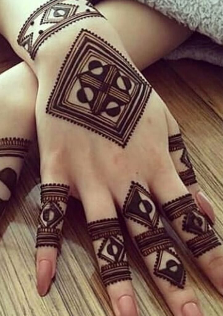 Henna New Mehndi Design