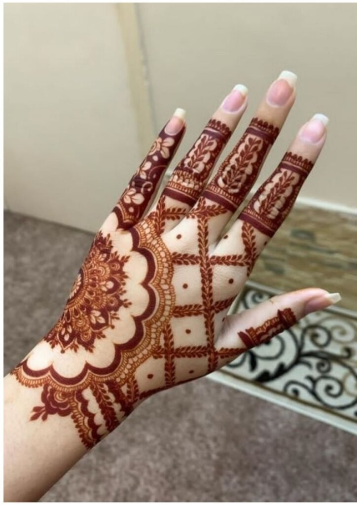Stylish Simple Mehndi Design