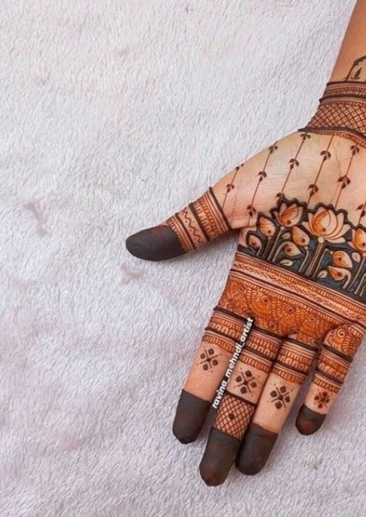 mehndi design front hand