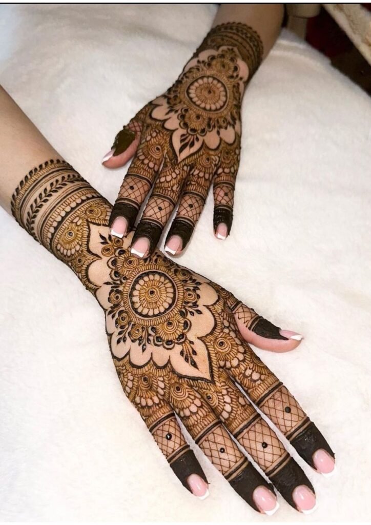 Stylish Simple Mehndi Design